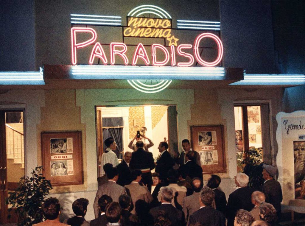 Scena del film Nuovo Cinema Paradiso