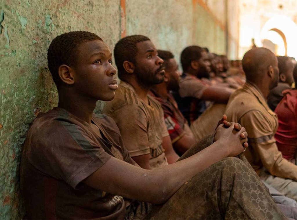 Scena del film Io Capitano con Seydou Sarr