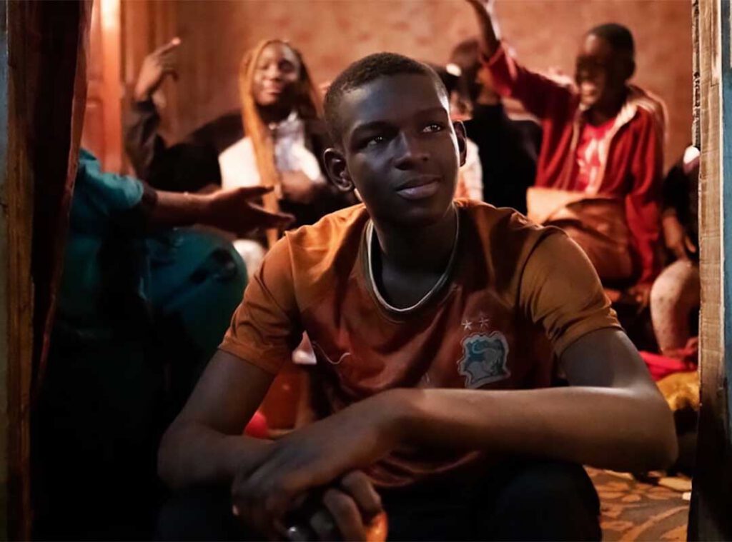 Scena del film Io Capitano con Seydou Sarr