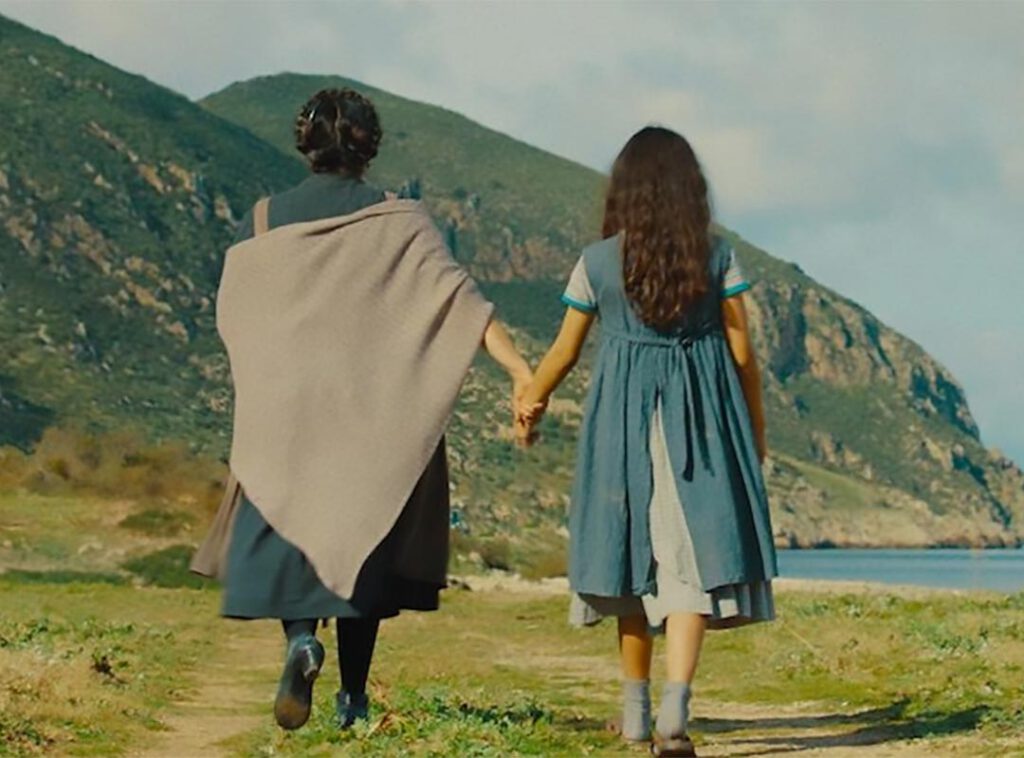 Scena del film Picciridda con Lucia Sardo